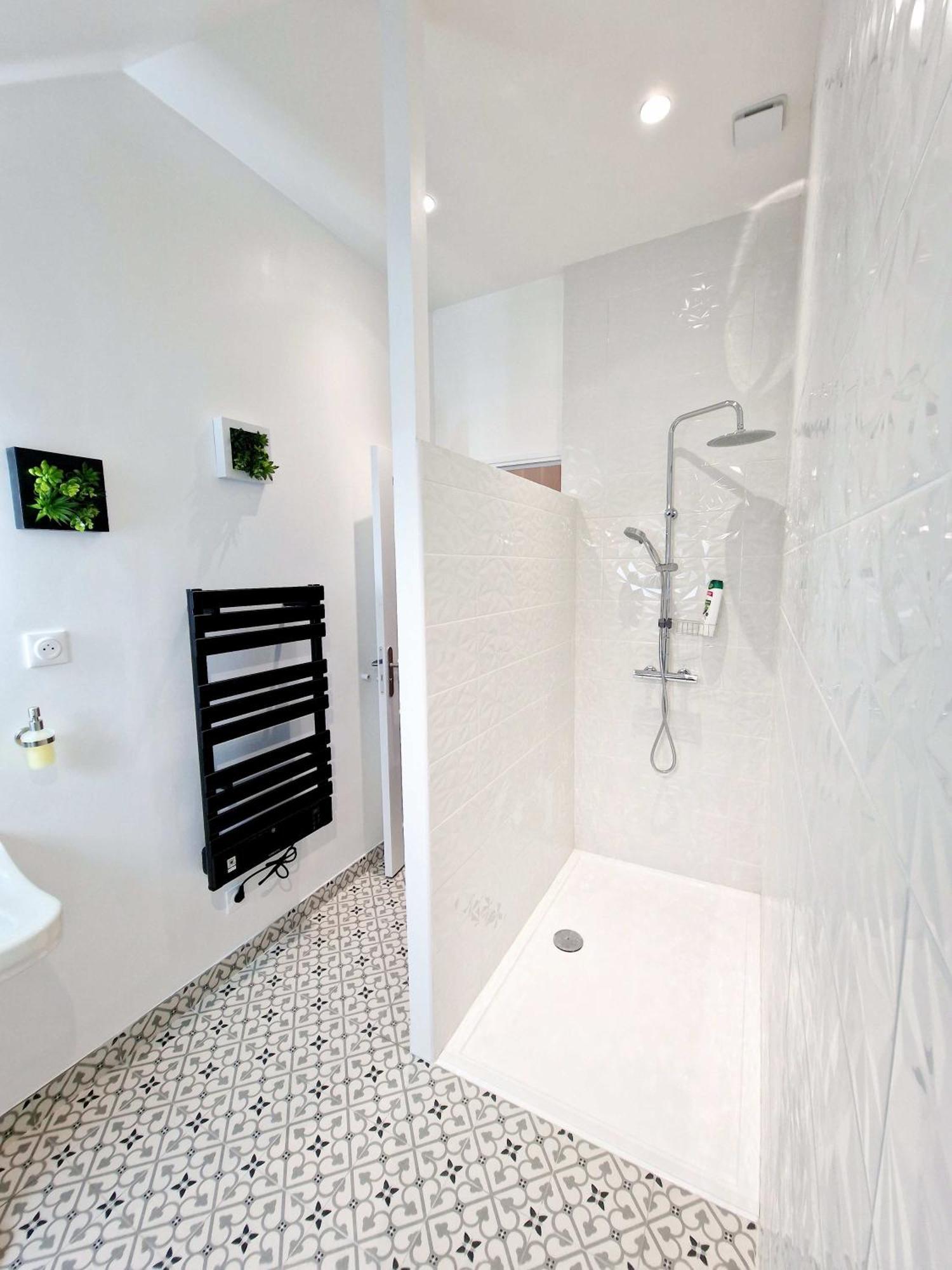 Le Colombier Apartment *